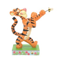 Bee Fighting (Tigger Fighting a Bee Figurine) 14 cm