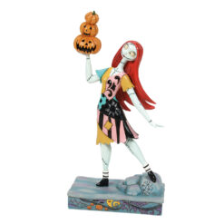 A Stack of Jacks (Sally with Pumpkins Figurine) 23 cm