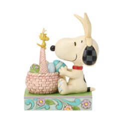 Ears to You! (Snoopy with Basket of Easter Eggs Figurine) 13 cm